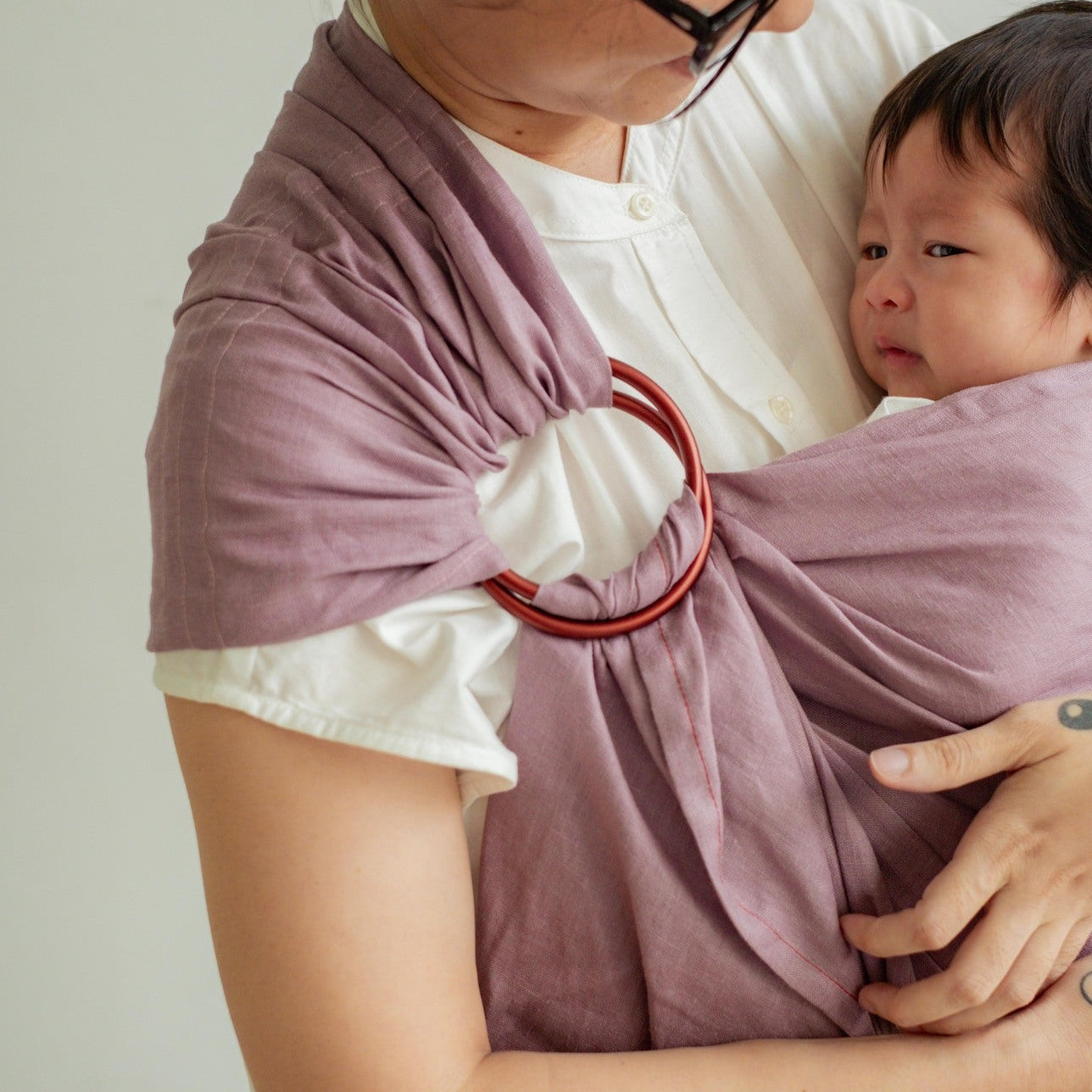 Ring Sling Linen Lavender - Gendongan Bayi