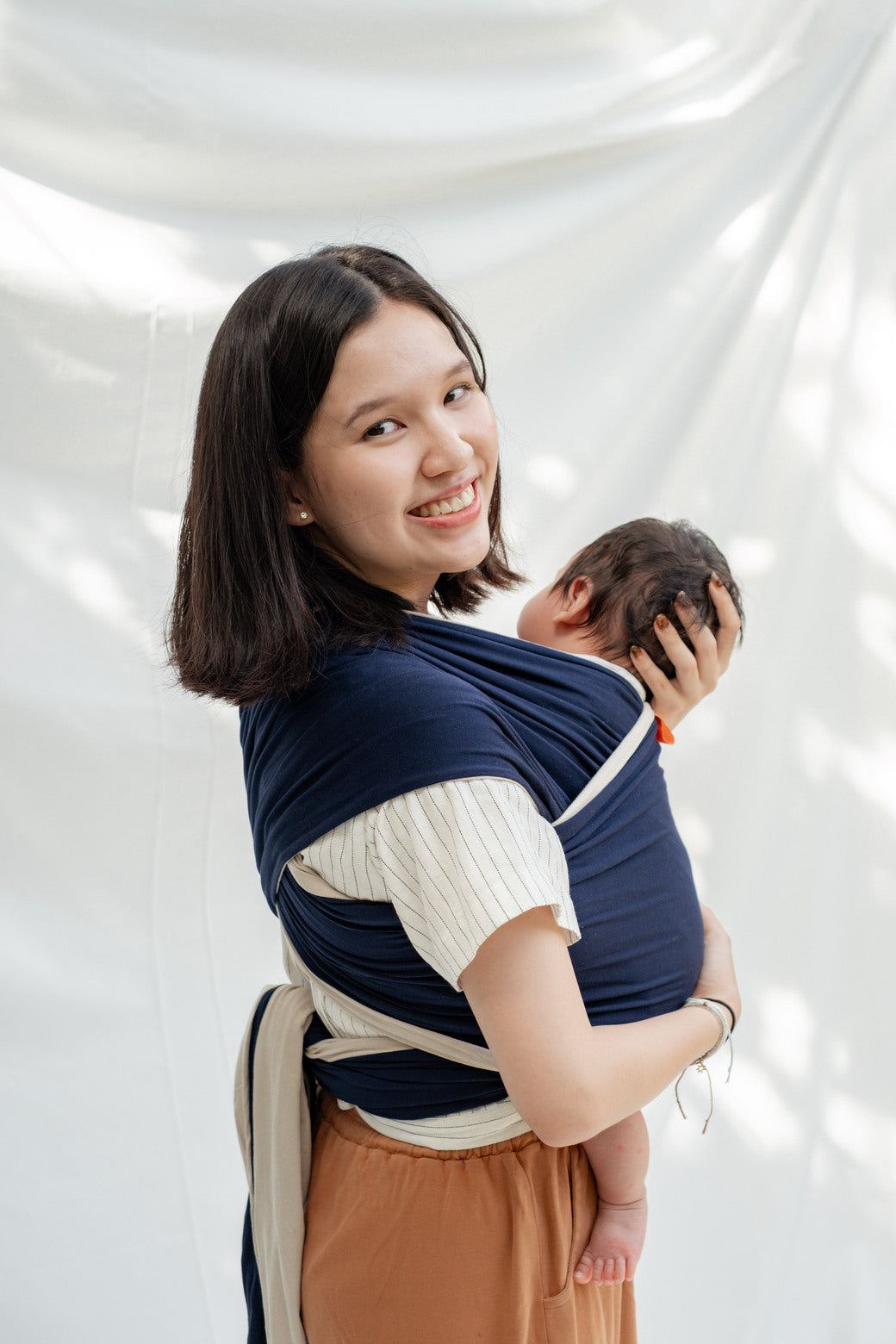 Stretchy Wrap - Switch Shoreline | Gendongan Bayi