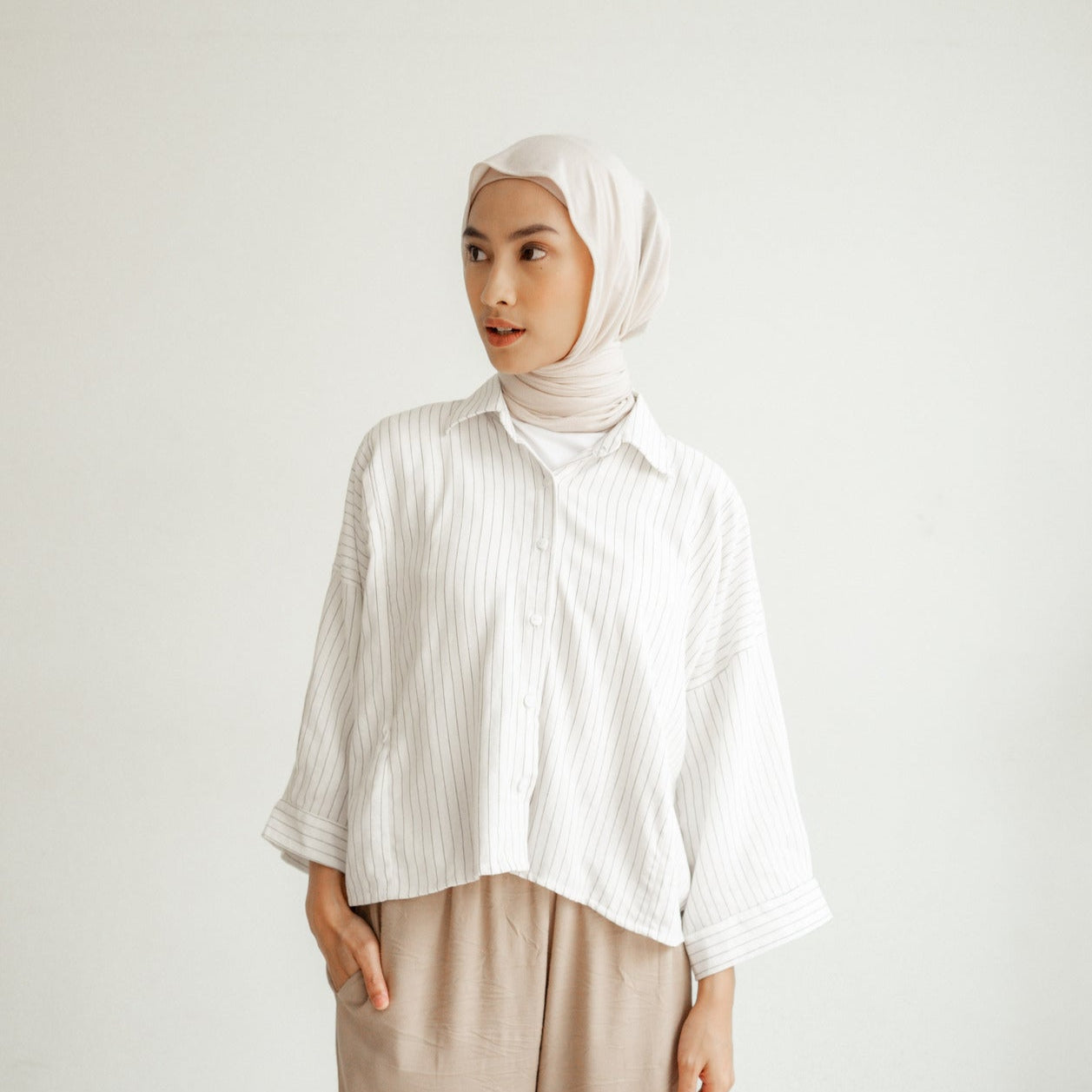 Nursingwear - Manon Linen Shirt - Baju Menyusui