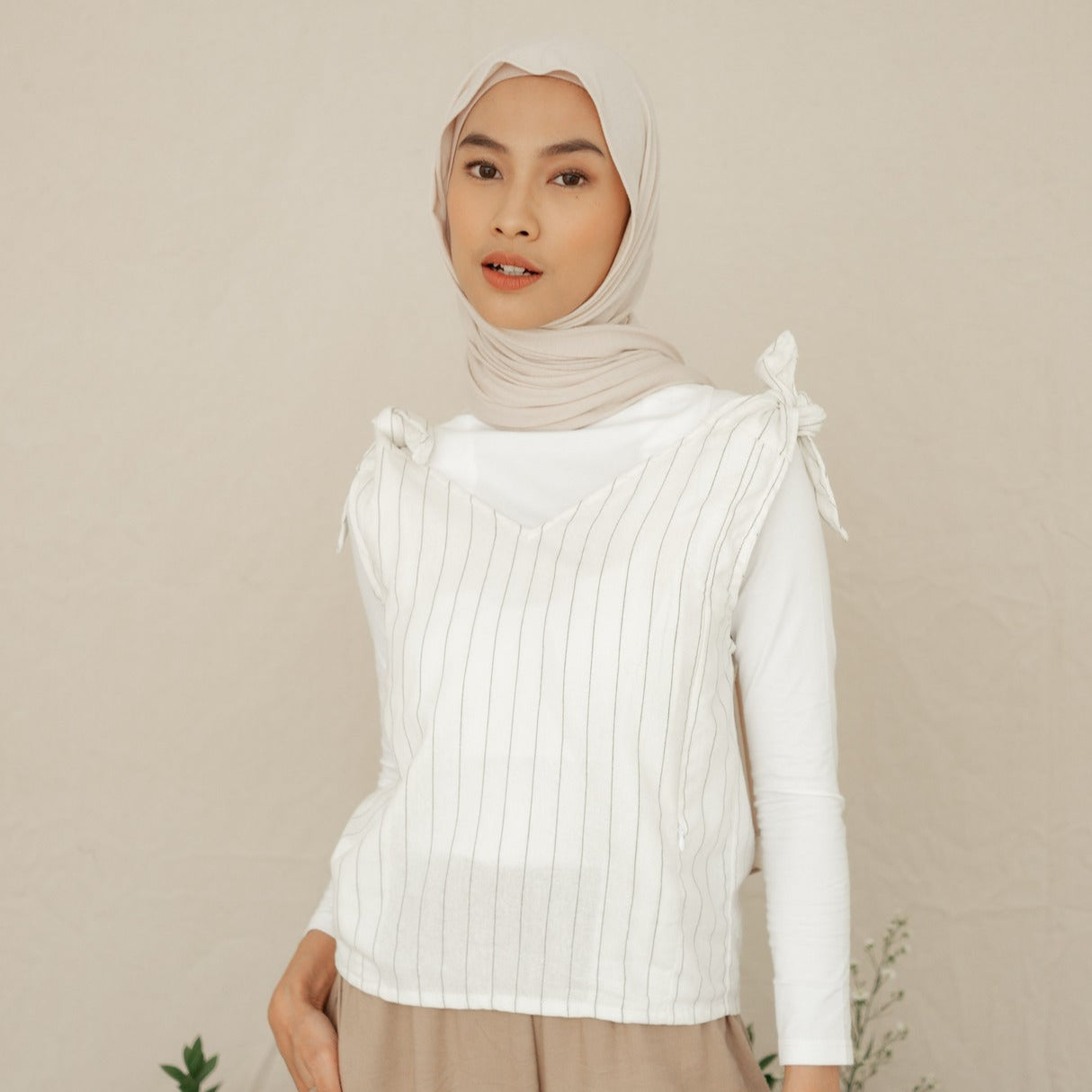 Nursingwear - Capucine Linen Top - Baju Menyusui