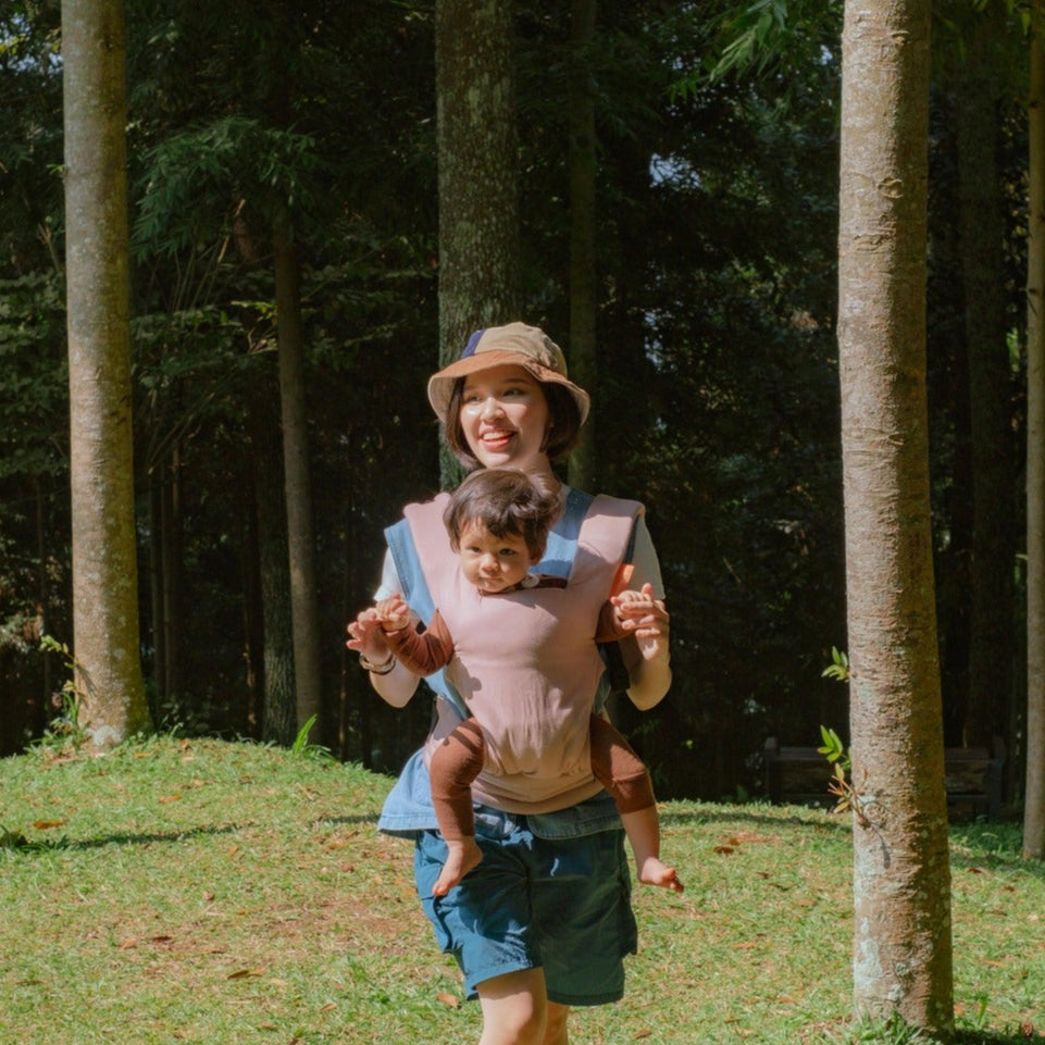 SSC Voyage Mikhadou Rosie - Gendongan Bayi