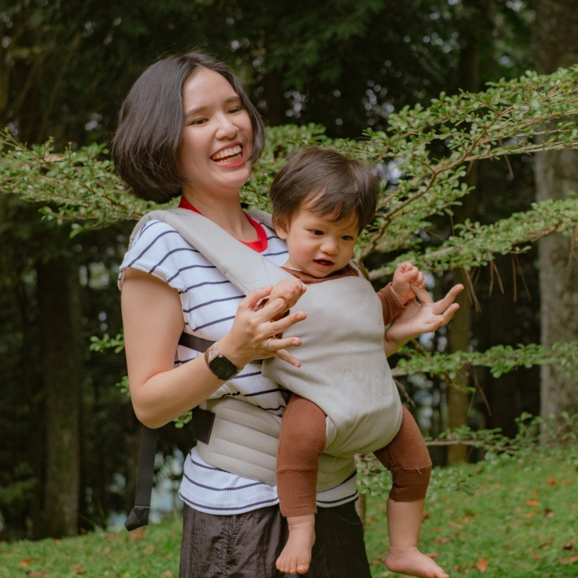 SSC Voyage Mikhadou Moss - Gendongan Bayi