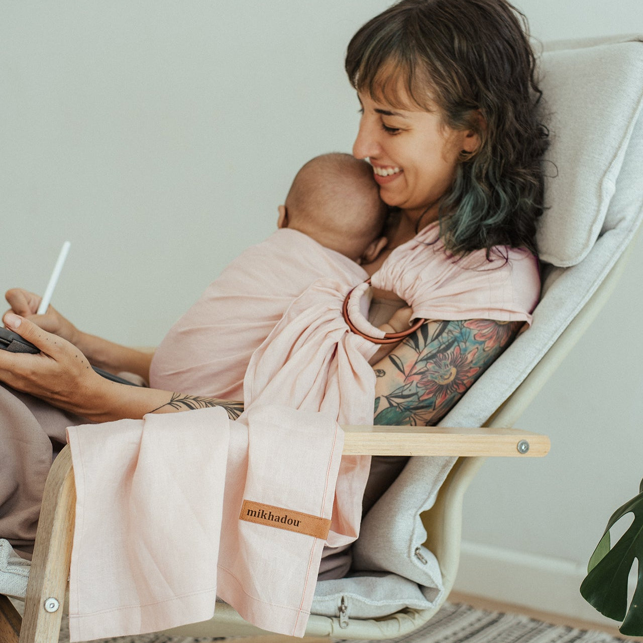 Ring Sling Linen - Baby Pink - Gendongan Bayi