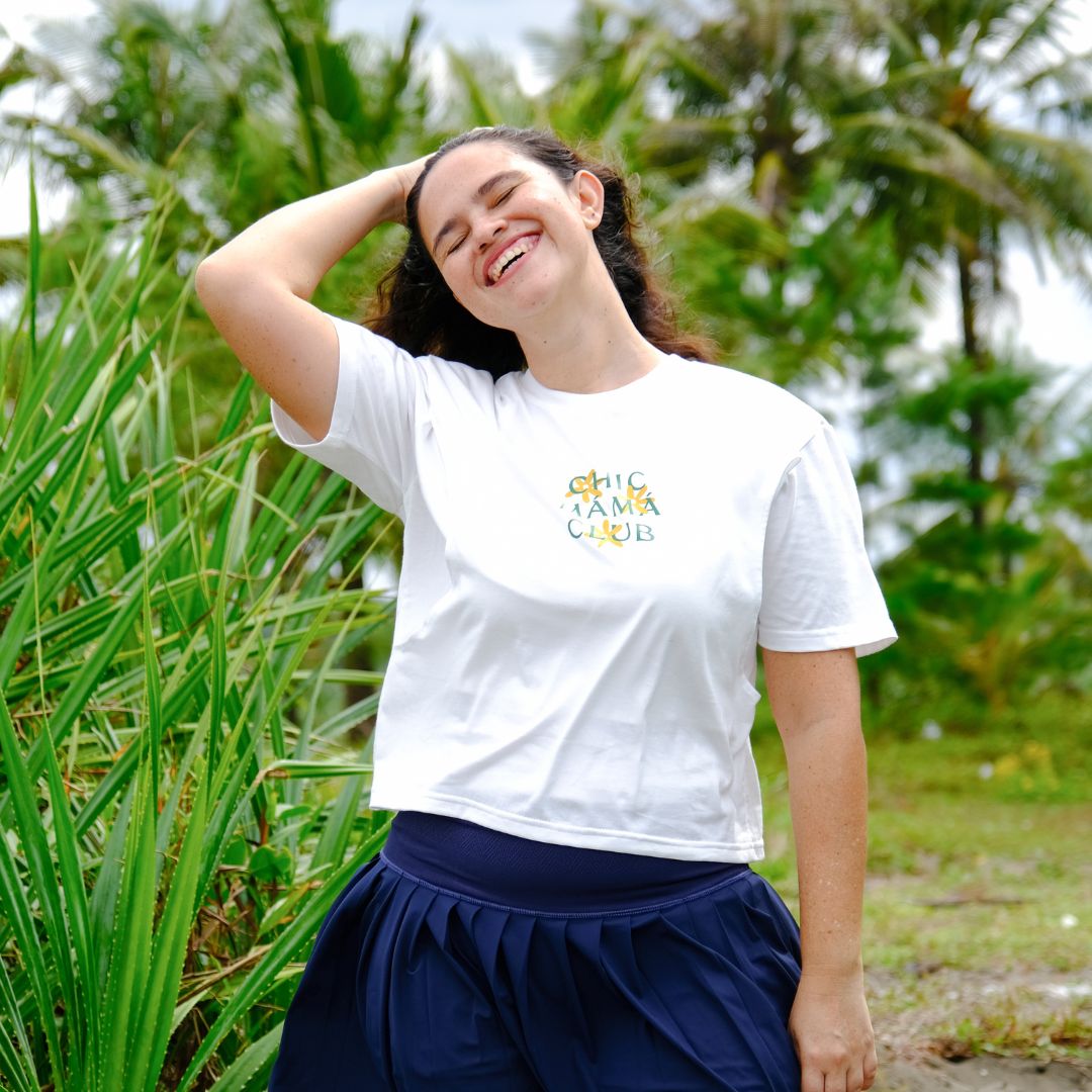 Mikhadou - Nursingwear Tee - Chic Mama Club White Tee / Baju Menyusui Lengan Pendek