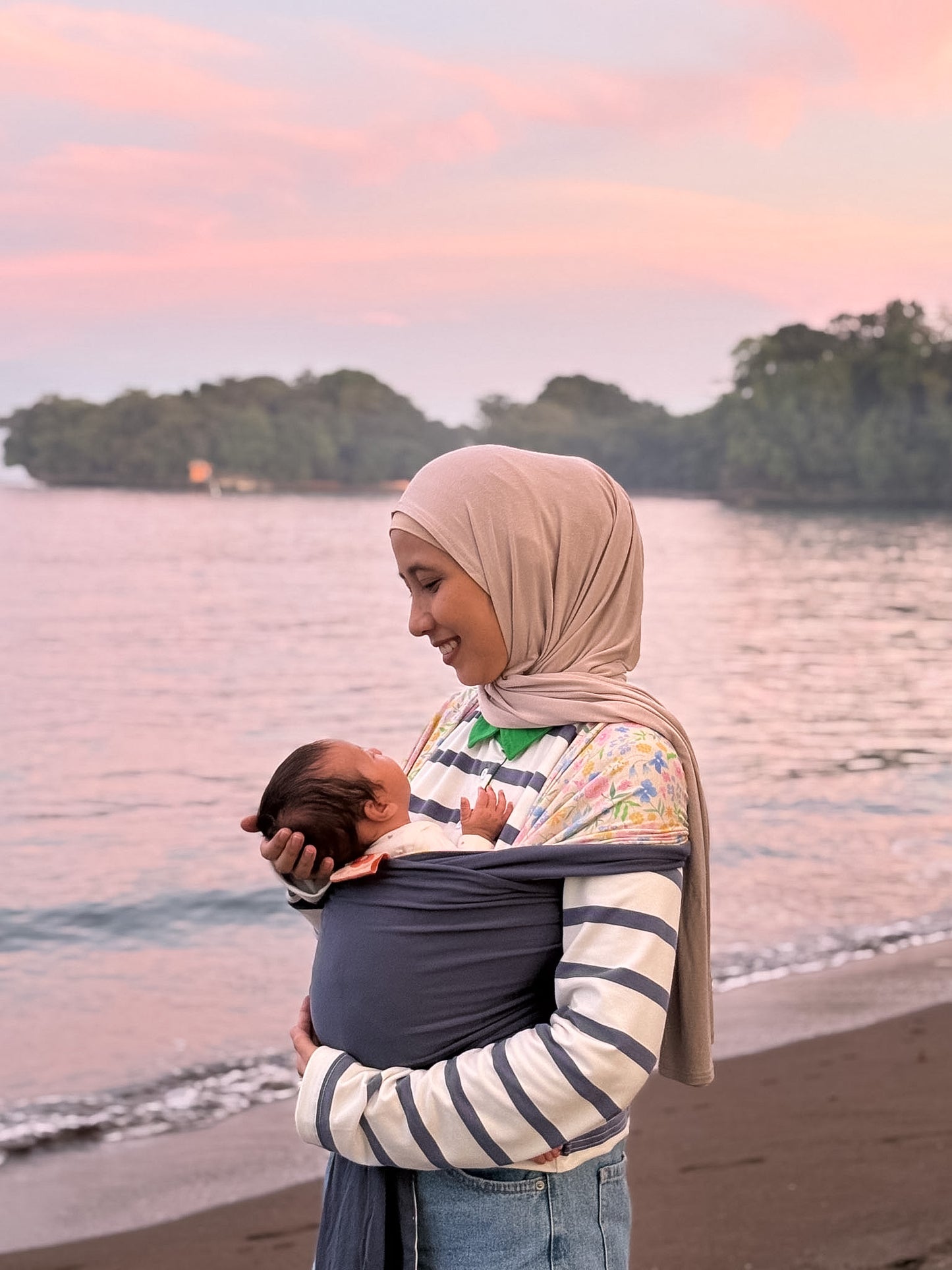 Stretchy Wrap Mikhadou x Ayang Cempaka Floralie - Gendongan Bayi